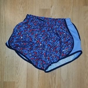 Girls nike short